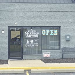 Exterior outside entrance of Marina's Professional Alterations - Rochester Hills, Michigan Exterior outside entrance of Marina's Professional Alterations - Rochester Hills, Michigan