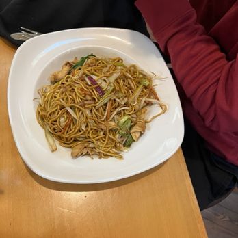 Ko Sushi & Grill - Chicken lo mein - Japanese Near Me - Hopkinton, Massachusetts Ko Sushi & Grill - Chicken lo mein - Japanese Near Me - Hopkinton, Massachusetts