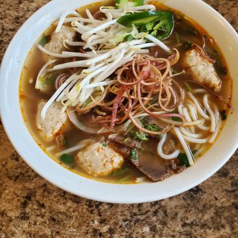 Hoang Lan - Bun bo hue large - Vietnamese Near Me - Seattle, Washington Hoang Lan - Bun bo hue large - Vietnamese Near Me - Seattle, Washington