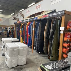 Sportsman's Warehouse