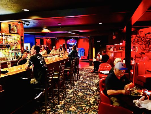 Clyde's Prime Rib Restaurant and Bar by null