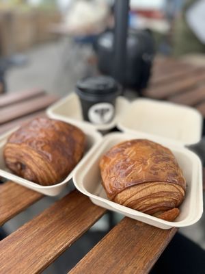 Black Elephant Coffee (Atwater Village) by null