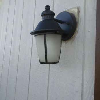 Dan the Handyman - New light - Handyman Near Me Dan the Handyman - New light - Handyman Near Me