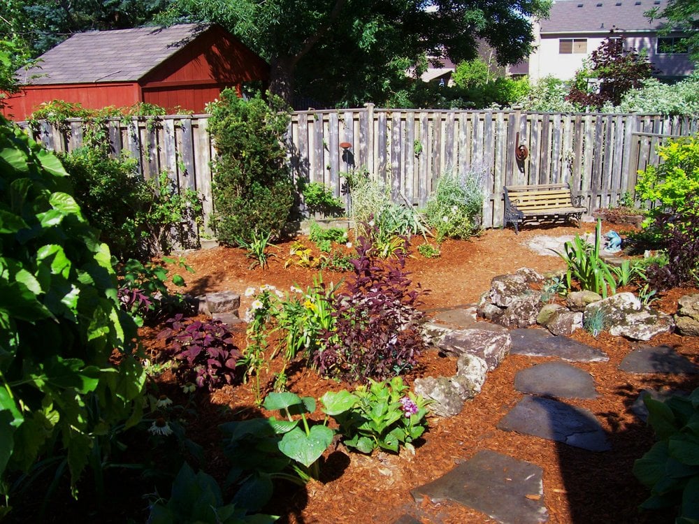 APPLEWOOD ACRES GARDENING & LANDSCAPING Updated September 2024 2169 Harcourt Cres