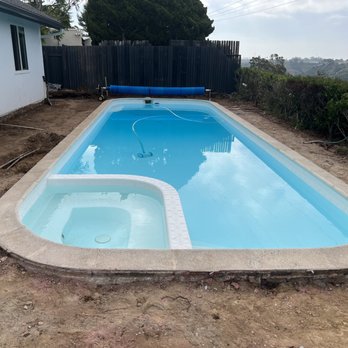 Poolscape Unlimited - Before - 1960s Fiberglass pool that was leaking - Pool & Hot Tub Service Near Me - Lakeside, California
