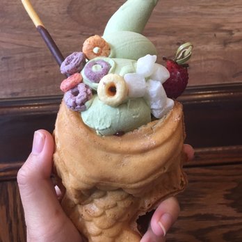 Cocohodo Carrollton - Green tea with red bean filling - Desserts Near Me - Carrollton, Texas