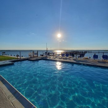 Waterside Motor Inn - pool area - Hotels Near Me - Chincoteague Island, Virginia Waterside Motor Inn - pool area - Hotels Near Me - Chincoteague Island, Virginia