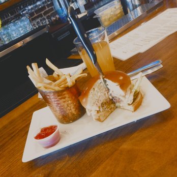 Scratch Kitchen - burger and fries and beer - Gastropubs Near Me - Mooresville, North Carolina