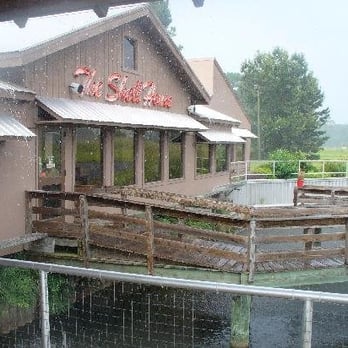 The ShellHouse - A little rain - Seafood Near Me - Savannah, Georgia