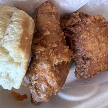 Mike's Chicken - Fried chicken with biscuit - Chicken Shop Near Me - Dallas, Texas Mike's Chicken - Fried chicken with biscuit - Chicken Shop Near Me - Dallas, Texas