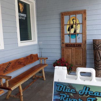 Seagrass Waterfront - More beautiful decor out front - Seafood Near Me - Homosassa, Florida Seagrass Waterfront - More beautiful decor out front - Seafood Near Me - Homosassa, Florida