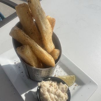 Hemingway's Cuba - Yuka fries - Cuban Near Me - Asheville, North Carolina