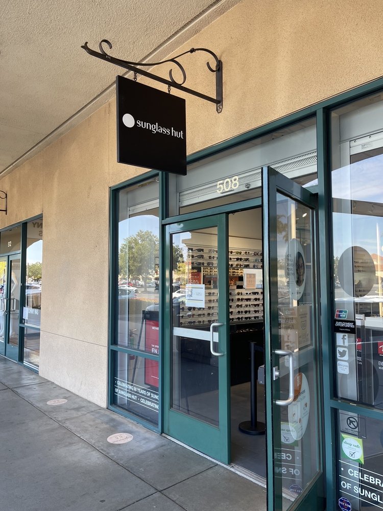 SUNGLASS HUT Updated September 2024 37 Reviews 740 Ventura Blvd