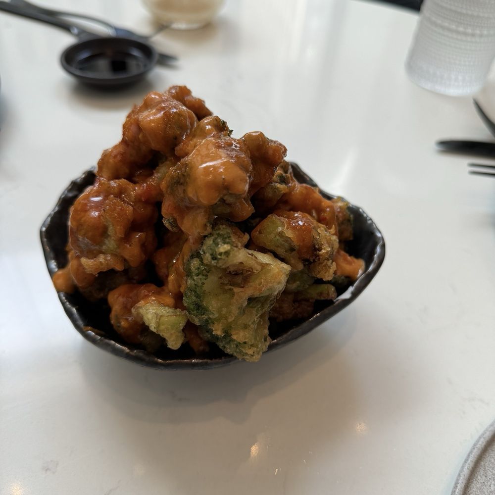PLANTA Yorkville - Bang Bang Broccoli - Vegetarian Near Me - Toronto, Ontario PLANTA Yorkville - Bang Bang Broccoli - Vegetarian Near Me - Toronto, Ontario