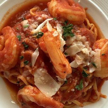 Isola Bella Italian Eatery - Shrimp fra diovolo - Italian Near Me - Holmes Beach, Florida