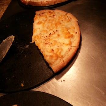 Goofy's Kitchen - American Near Me - Anaheim, California