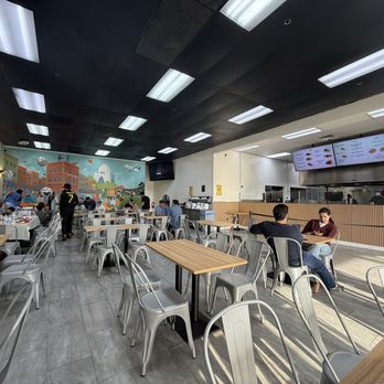 Karachi BBQ Tonight - Seating - Halal Near Me - Bellflower, California