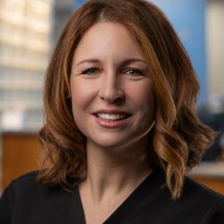 Associates In Dentistry in Peoria IL - Dr. Michelle Horst