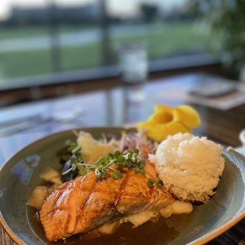 Roy's Kaanapali - Salmon dinner - Hawaiian Near Me - Lahaina, Hawaii Roy's Kaanapali - Salmon dinner - Hawaiian Near Me - Lahaina, Hawaii