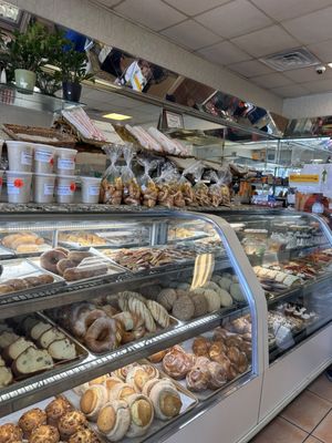 Hermanos Bakery by null