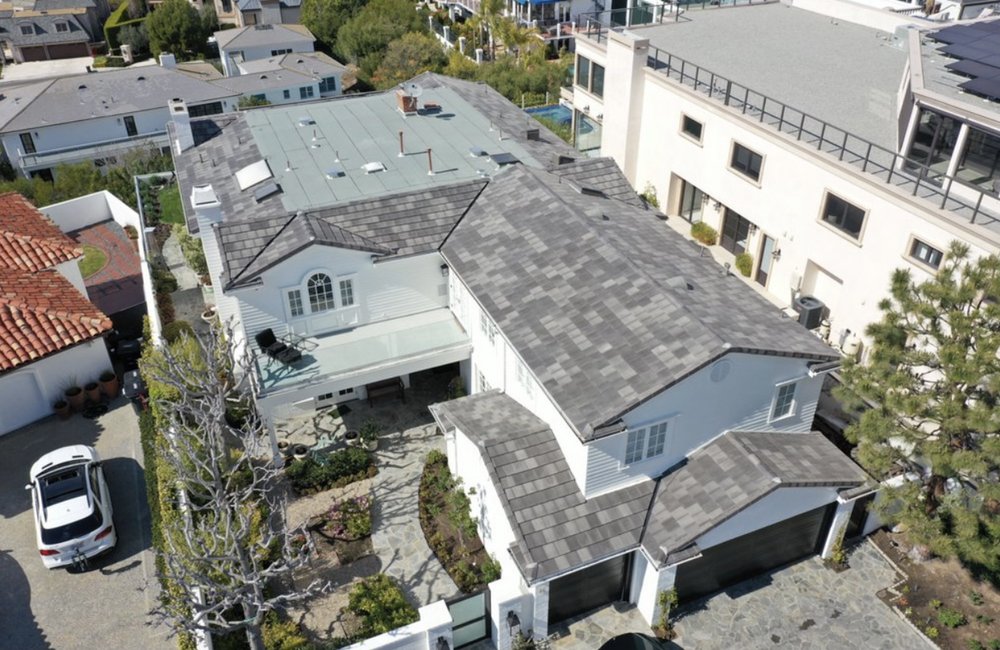 Slide of Terrazas Roofing