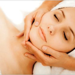 Anu Threading & Beauty Center