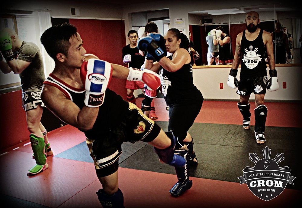 Weapons 9 Muay Thai Logo