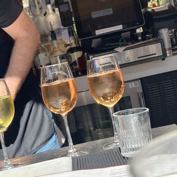 E.D.B - They appeared to do decent pours on the drinks, so that was nice to witness. - New American Near Me - Burbank, California