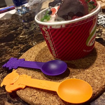 Menchie's Frozen Yogurt - My mix - Ice Cream & Frozen Yogurt Near Me - Pflugerville, Texas Menchie's Frozen Yogurt - My mix - Ice Cream & Frozen Yogurt Near Me - Pflugerville, Texas