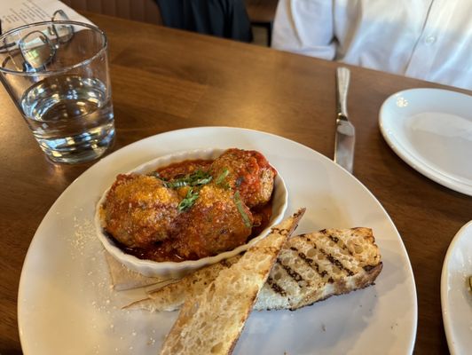 Freda's Fine Food & Drink by null