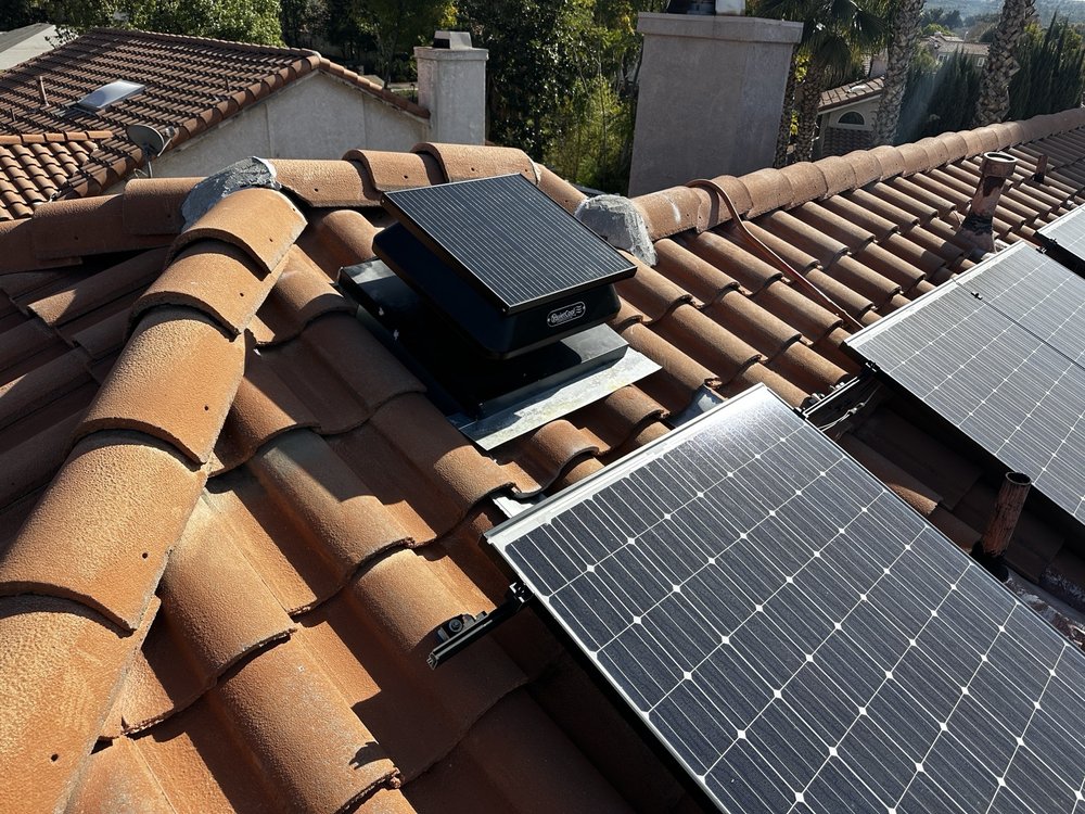 Slide of Fonseca’s Roofing