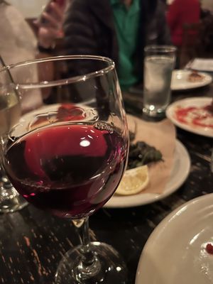 Vinoteca Poscol by null