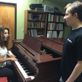 Pasadena Guitar Lessons with Tom - Mary Ann Graham Voice Instructor - Musical Instruments & Teachers Near Me Pasadena Guitar Lessons with Tom - Mary Ann Graham Voice Instructor - Musical Instruments & Teachers Near Me