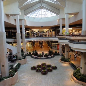 Saint Louis Galleria - Shopping Centers Near Me - Saint Louis, Missouri