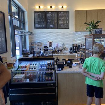 Summer Moon Coffee - Inside ordering area - Coffee Roasteries Near Me - Knoxville, Tennessee Summer Moon Coffee - Inside ordering area - Coffee Roasteries Near Me - Knoxville, Tennessee