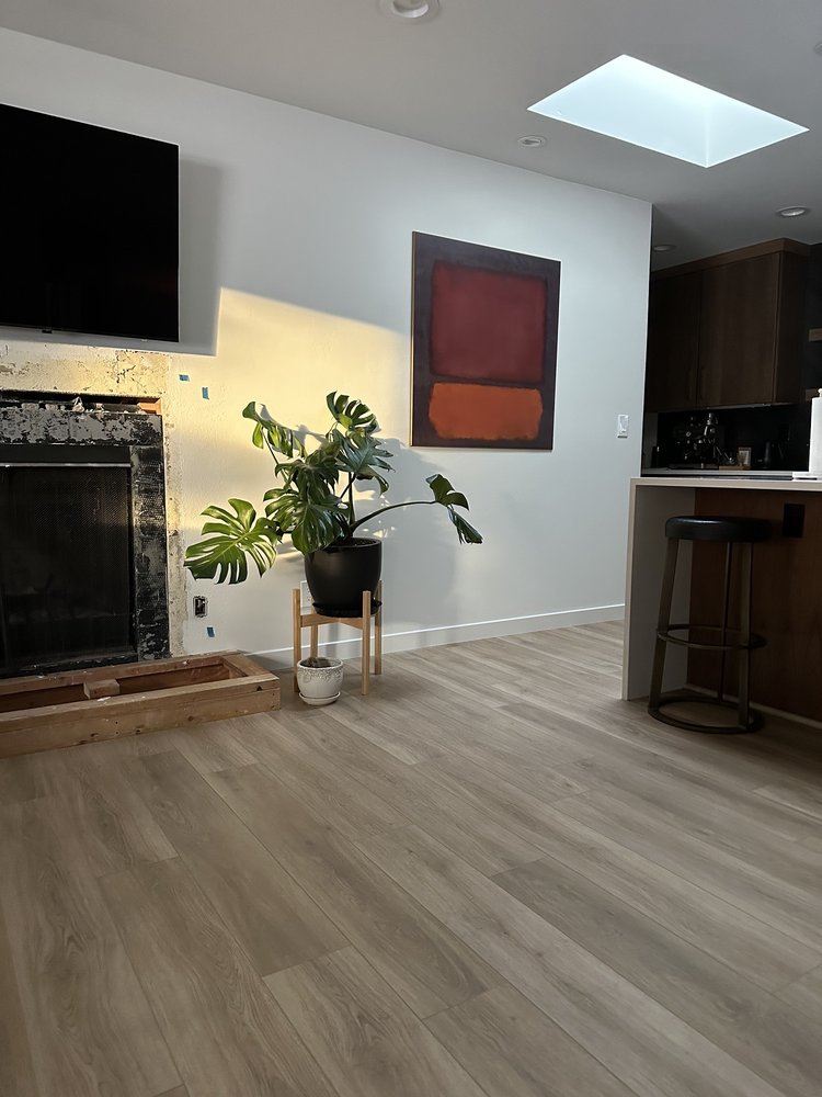 Lloyd's Custom Framery