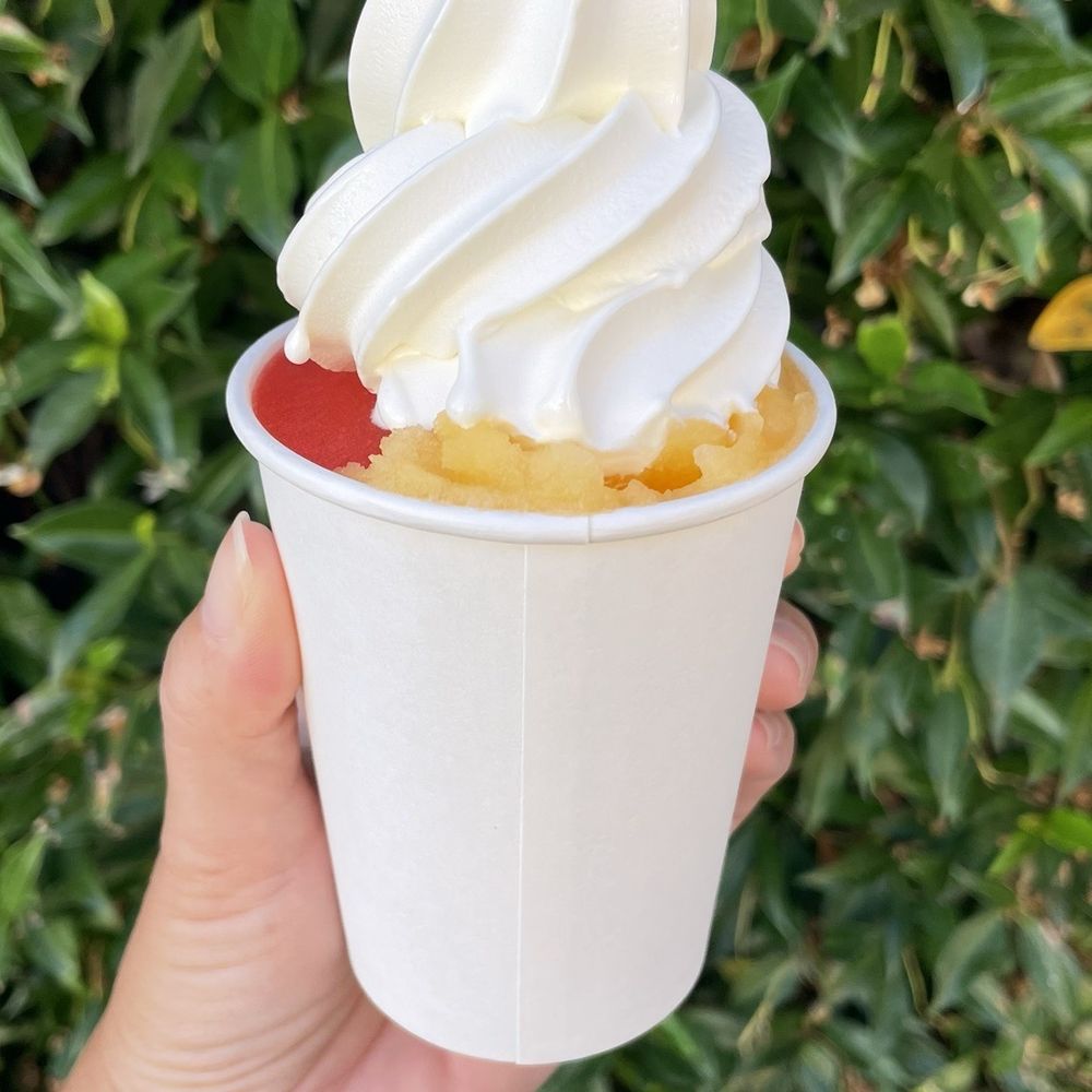 Small gelati with mango and kool aid fruit punch Small gelati with mango and kool aid fruit punch