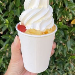 Small gelati with mango and kool aid fruit punch