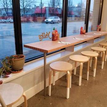Yolks - Table seating facing Hastings st - Breakfast & Brunch Near Me - Vancouver, British Columbia Yolks - Table seating facing Hastings st - Breakfast & Brunch Near Me - Vancouver, British Columbia