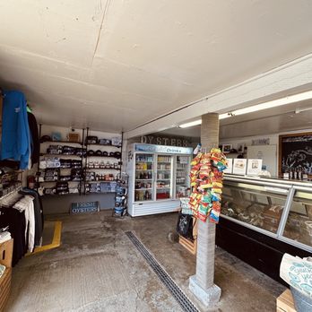 Goose Point Oysters - the inside of a store - Seafood Markets Near Me - Bay Center, Washington Goose Point Oysters - the inside of a store - Seafood Markets Near Me - Bay Center, Washington