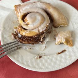 La Cereza Cafe & Bakery - Best cinnamon roll ever!!