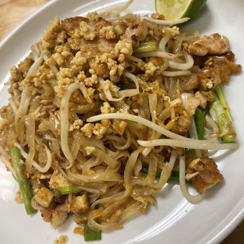 Yu De Thai Restaurant - Pork pad Thai - Thai Near Me - Sparks, Nevada Yu De Thai Restaurant - Pork pad Thai - Thai Near Me - Sparks, Nevada