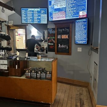 5th and Elm Coffee House - Lobby - Coffee & Tea Near Me - Hancock, Michigan 5th and Elm Coffee House - Lobby - Coffee & Tea Near Me - Hancock, Michigan