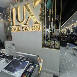 Lux Nail Salon