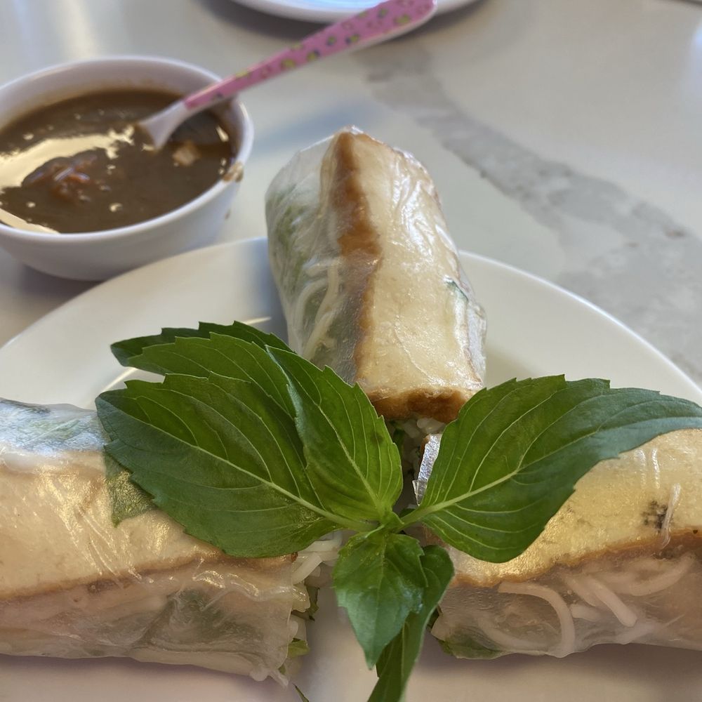 Super Pho - Waialae - 02. Vegetarian Summer Rolls with peanut sauce - Vietnamese Near Me - Honolulu, Hawaii Super Pho - Waialae - 02. Vegetarian Summer Rolls with peanut sauce - Vietnamese Near Me - Honolulu, Hawaii