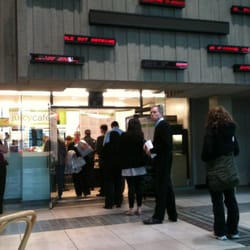 Juicy Café - The line gets really long