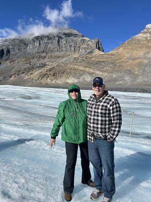Jasper National Park Icefield Information Centre and Glacier Gallery by null