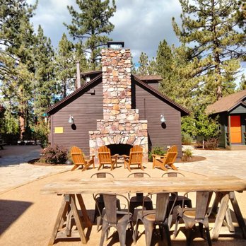 Noon Lodge at Mallard Bay - Big Bear Lake, CA
