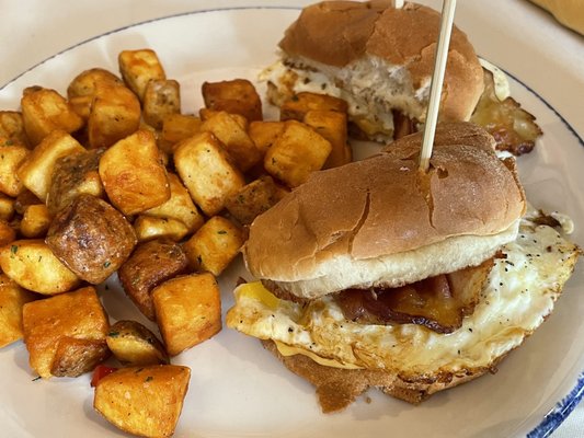 Elwood Hotel & Suites by null