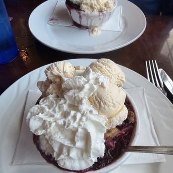 Blue Ox Cafe - Blackberry Cobbler with vanilla ice cream - Bars Near Me - Klamath, California